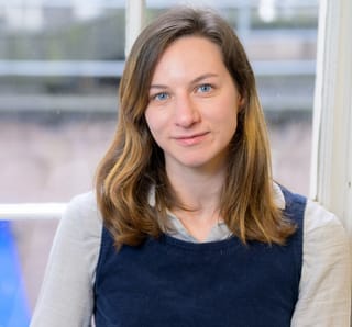 Dr Laura Hull